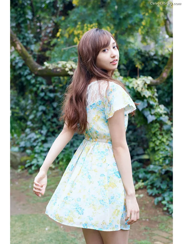 Arisa Komiya photo 10 of 296
