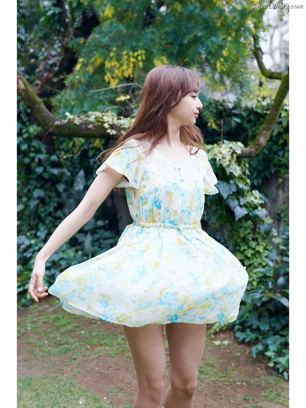 Arisa Komiya photo 13 of 296