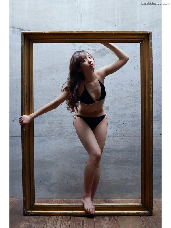 Arisa Komiya photo 16 of 296