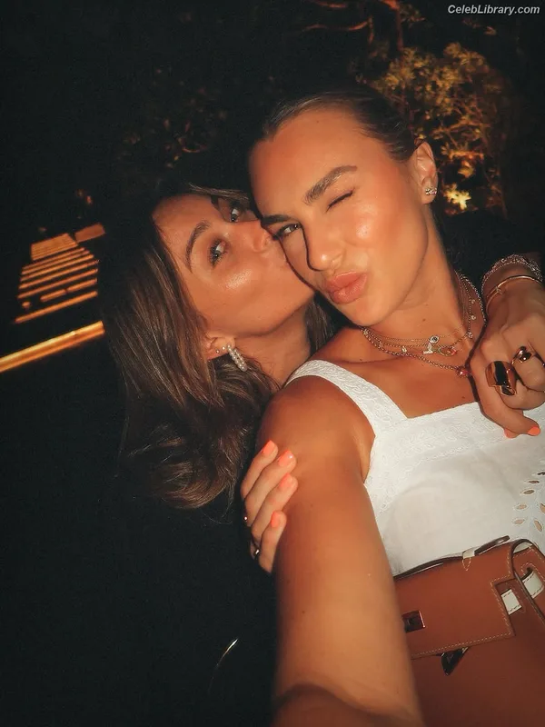 Aryna Sabalenka photo 1 of 538
