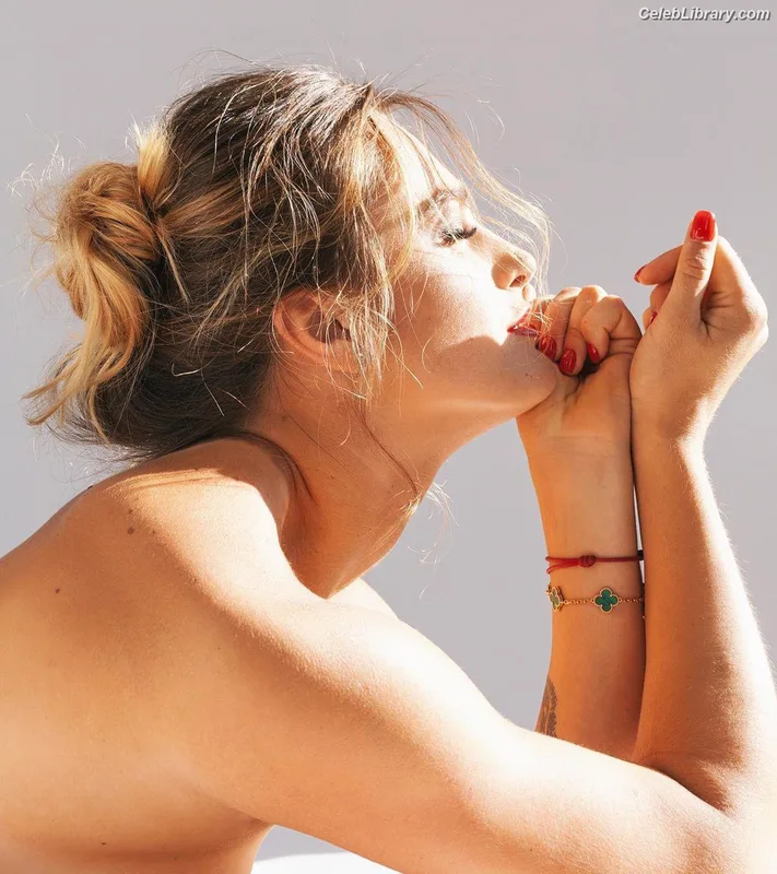 Aryna Sabalenka photo 14 of 538