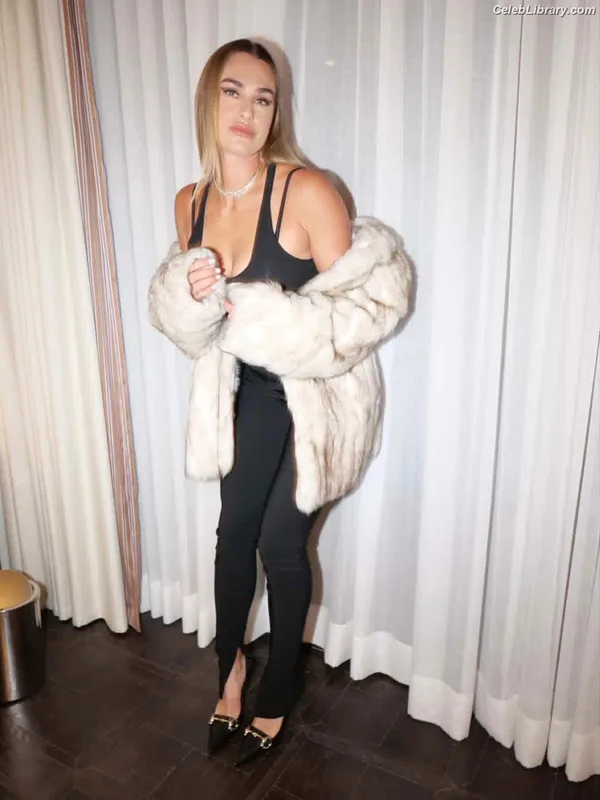 Aryna Sabalenka photo 3 of 538