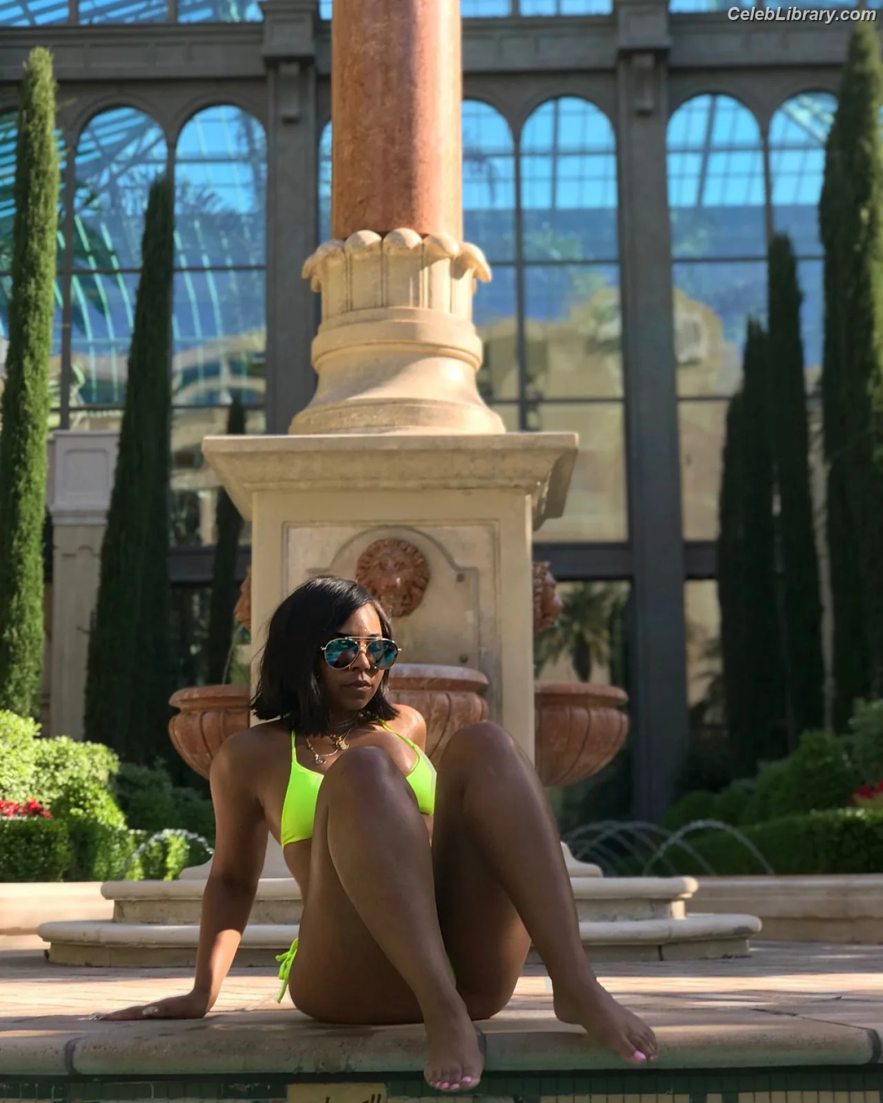 Ashanti photo 24 of 294