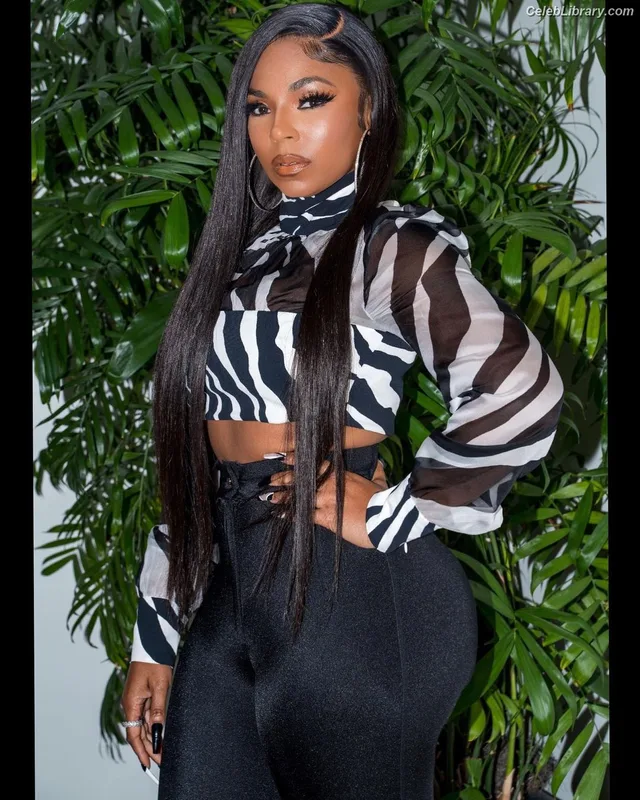 Ashanti photo 10 of 295
