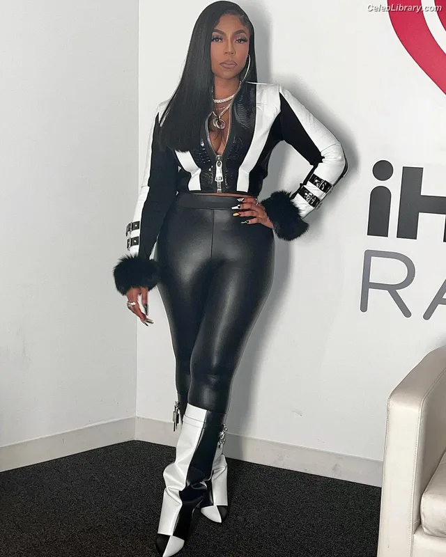 Ashanti photo 24 of 295