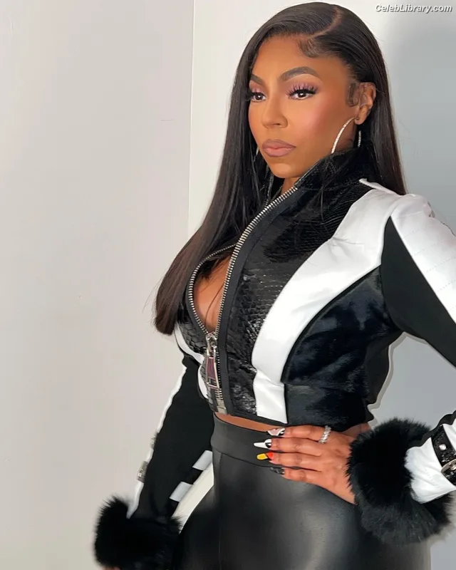 Ashanti photo 2 of 295