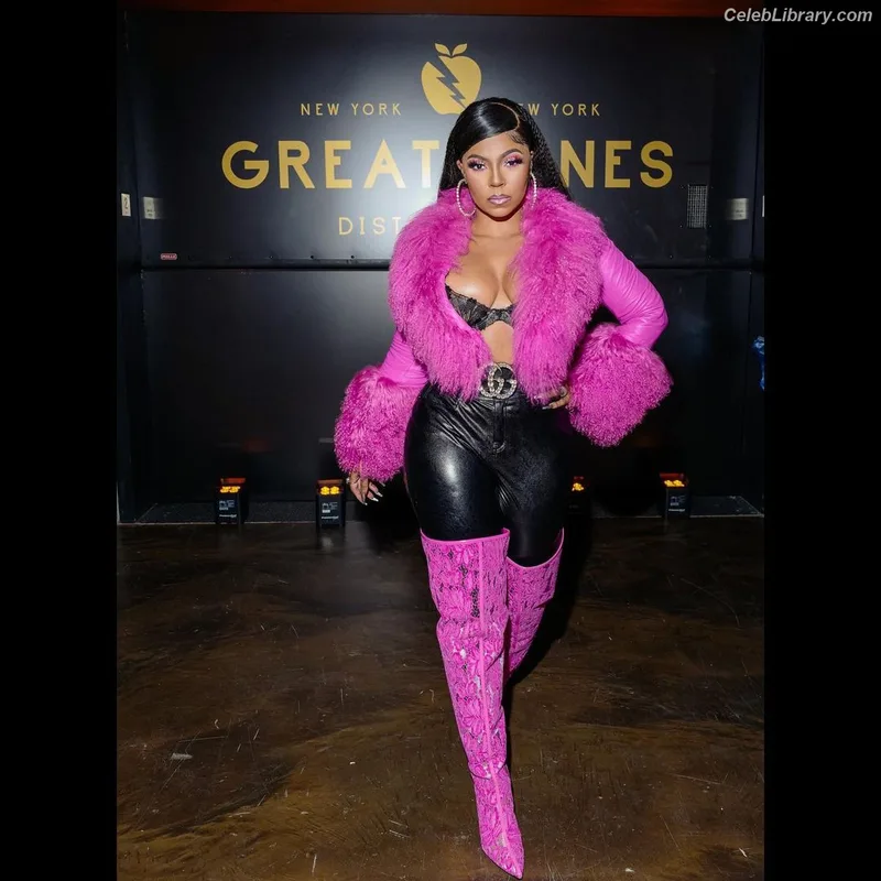 Ashanti photo 15 of 295