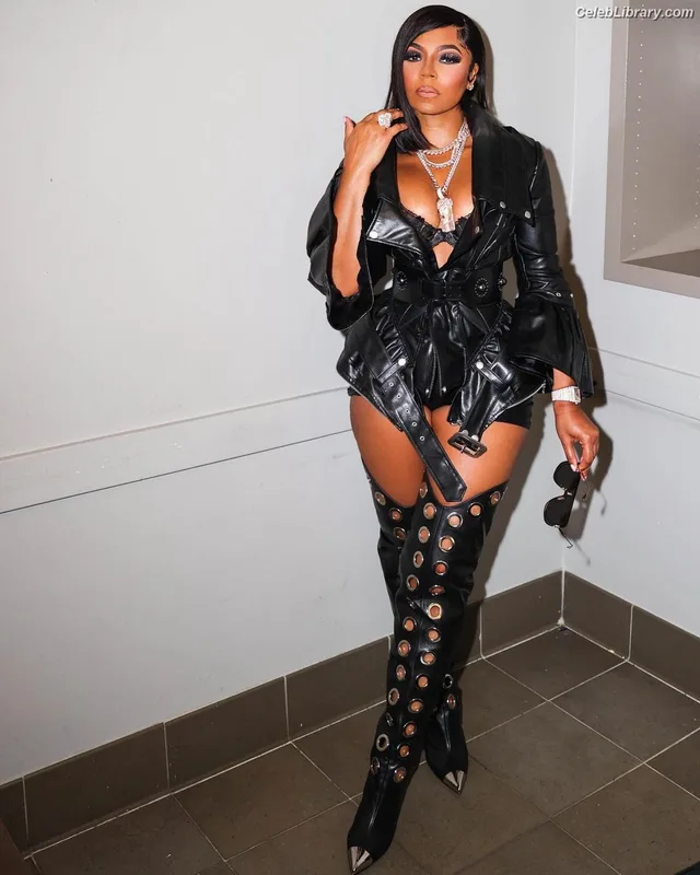 Ashanti photo 4 of 295