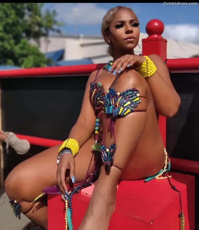 Ashanti photo 12 of 295