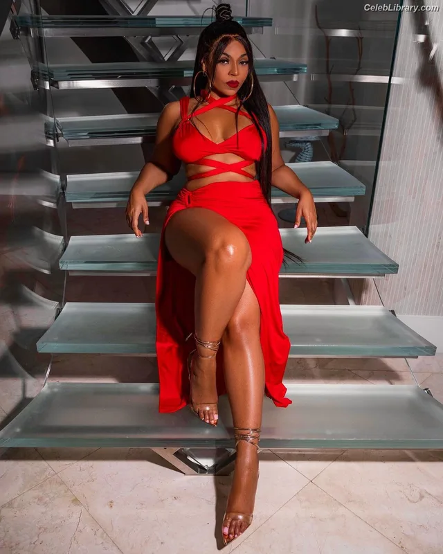 Ashanti photo 19 of 295