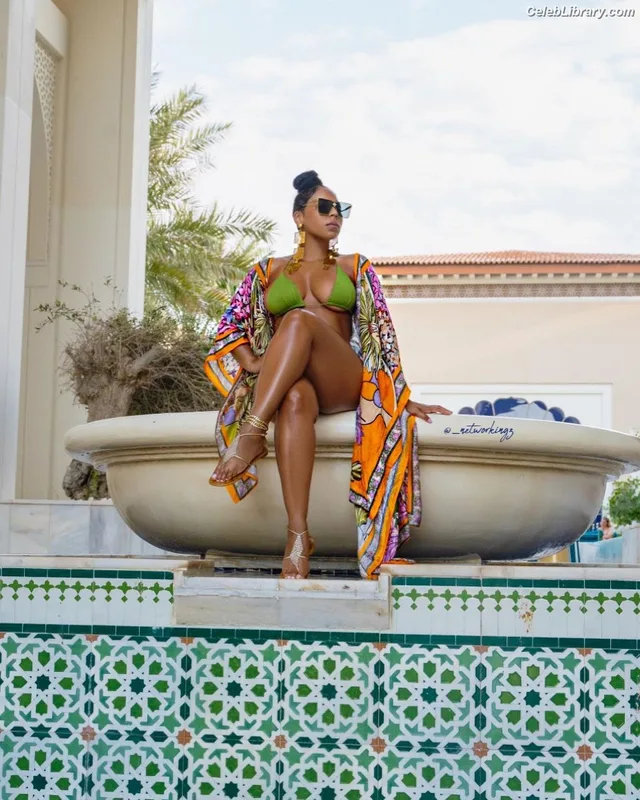 Ashanti photo 3 of 295