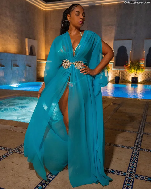 Ashanti photo 9 of 295