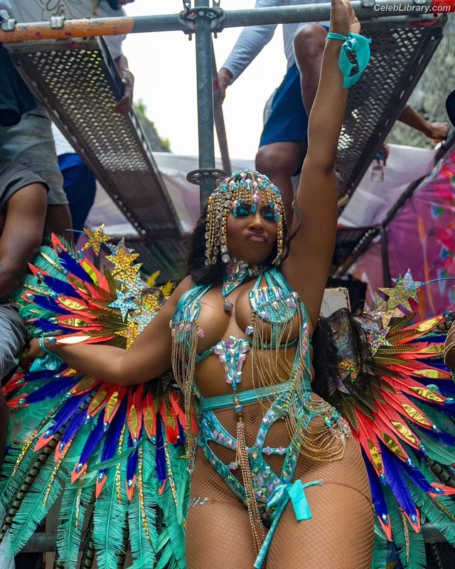 Ashanti photo 9 of 295