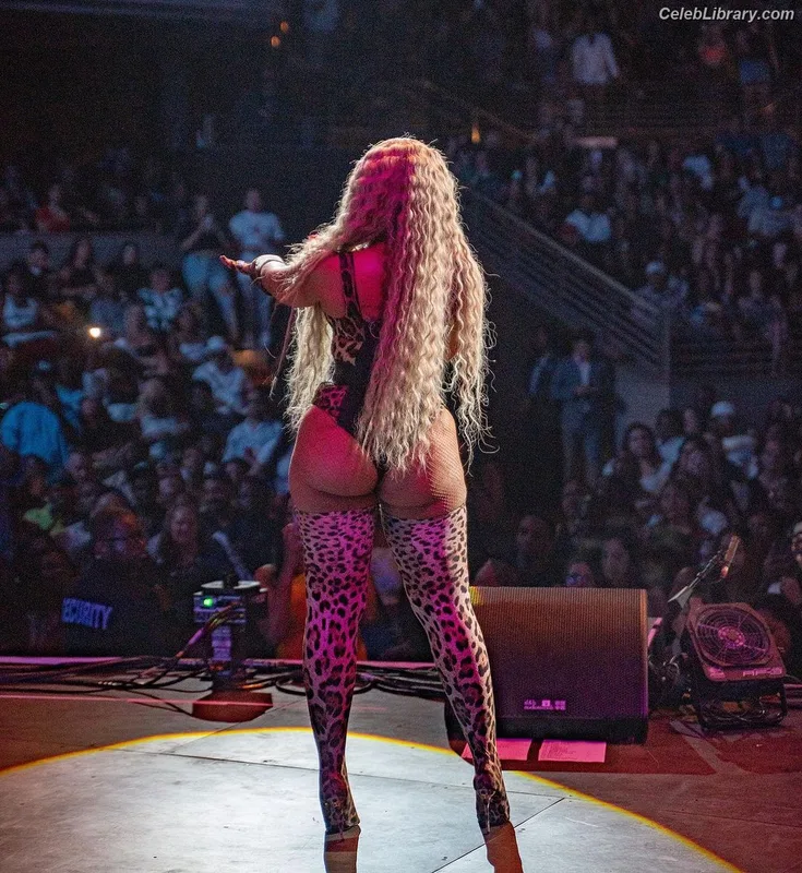 Ashanti photo 19 of 295