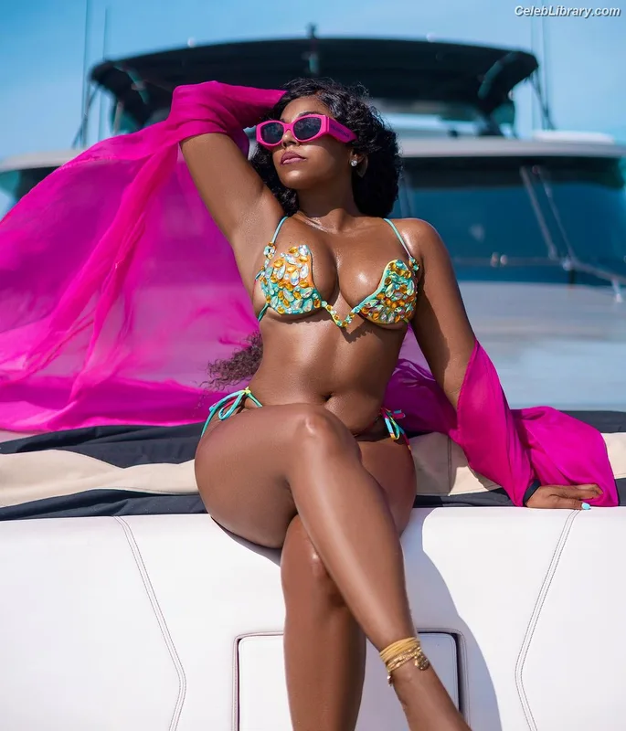 Ashanti photo 3 of 295