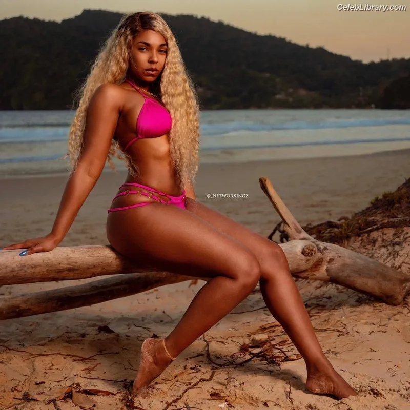 Ashanti photo 14 of 295