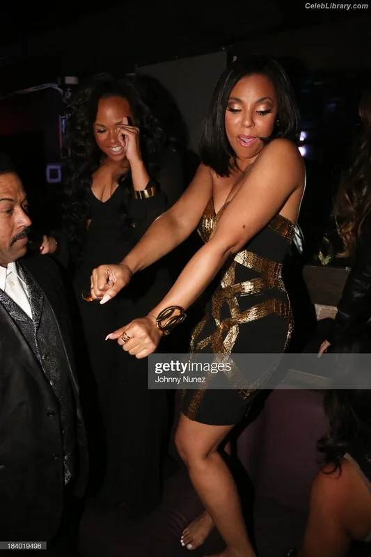 Ashanti photo 5 of 295