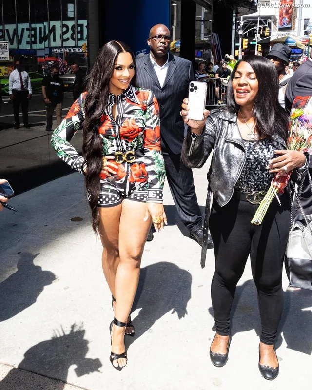 Ashanti photo 4 of 295