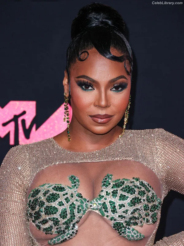 Ashanti photo 14 of 295