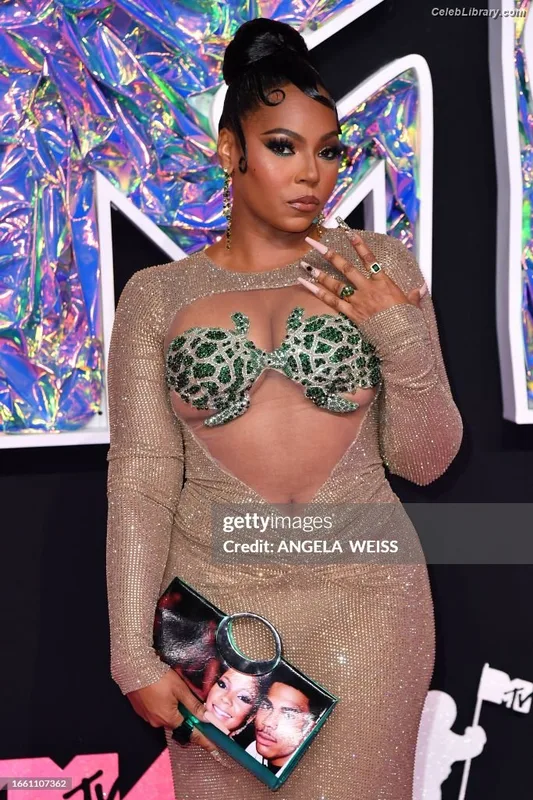 Ashanti photo 19 of 295