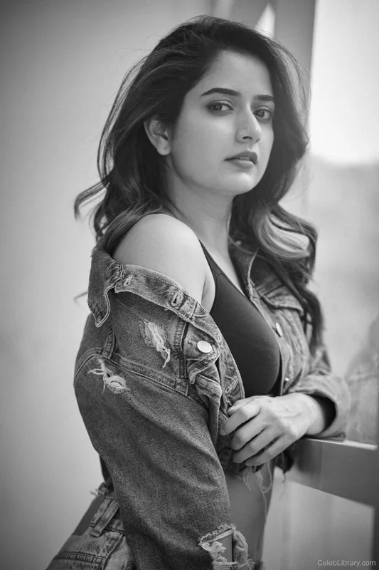 Ashika Ranganath photo 11 of 23