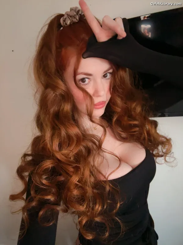 Ashleigh Coffin photo 4 of 184