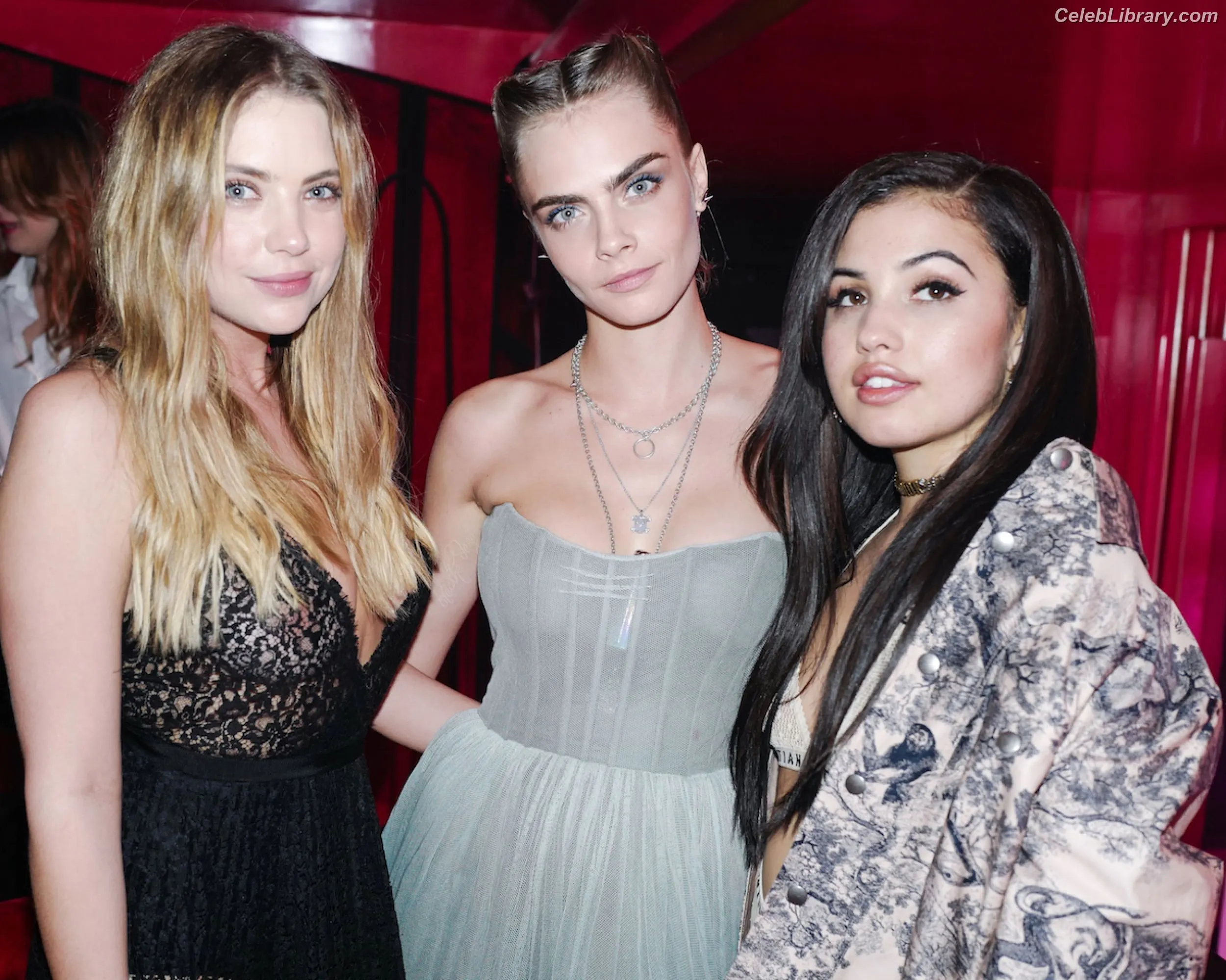 Ashley Benson photo 7 of 919