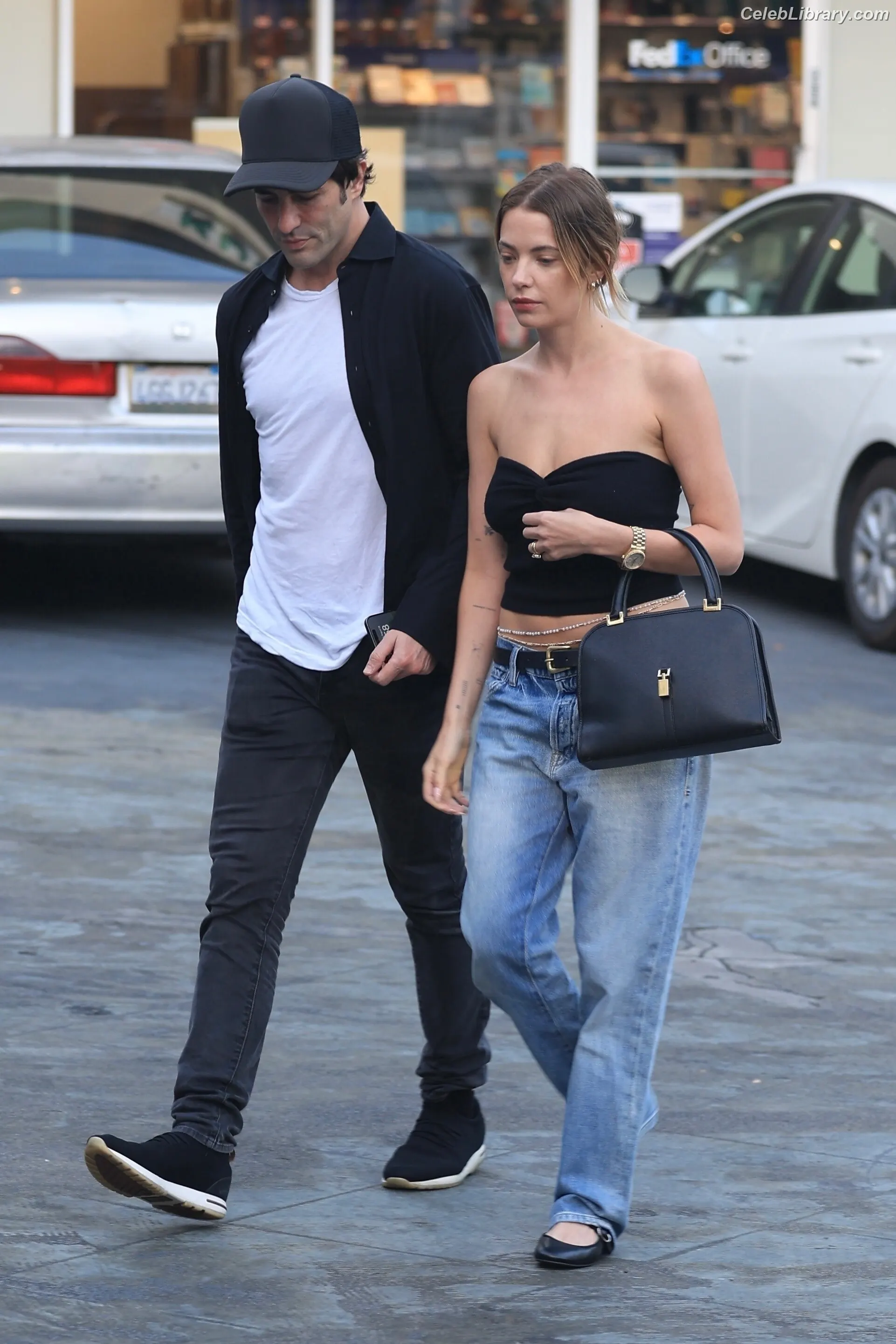 Ashley Benson photo 20 of 919