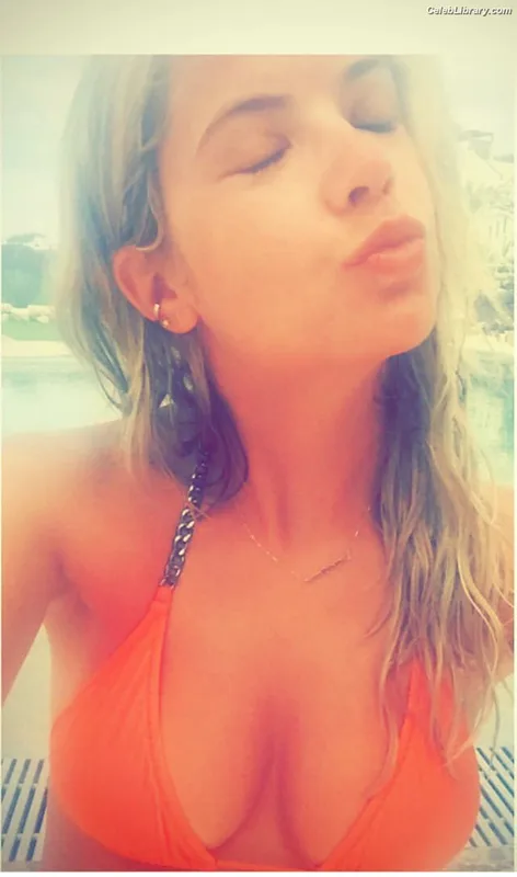 Ashley Benson photo 20 of 920