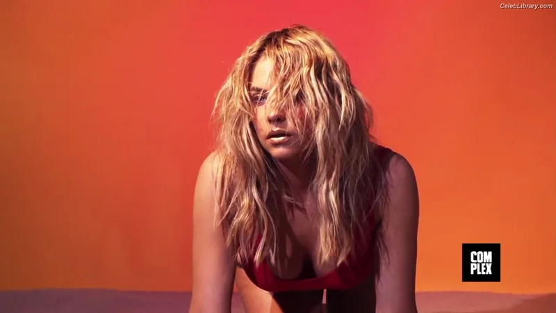 Ashley Benson photo 18 of 920