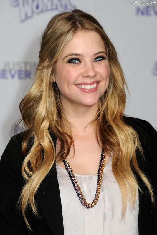 Ashley Benson photo 18 of 920