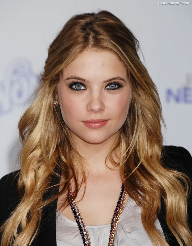 Ashley Benson photo 19 of 920