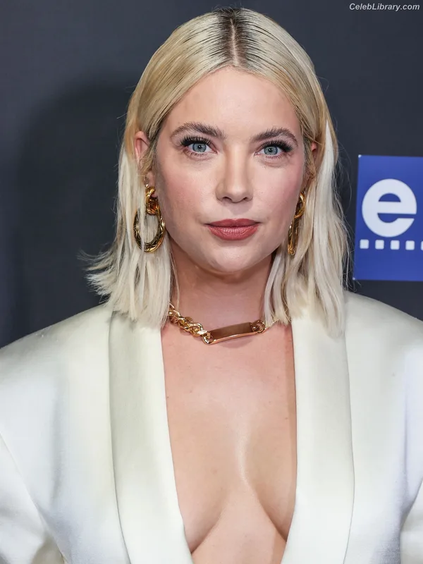 Ashley Benson photo 20 of 920