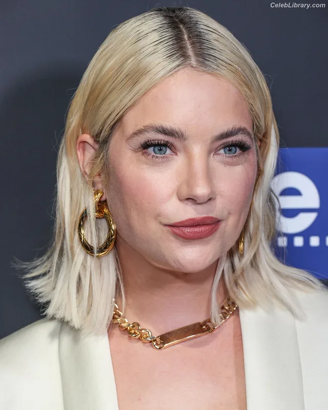 Ashley Benson photo 19 of 920