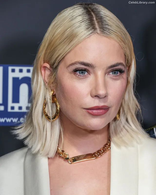 Ashley Benson photo 24 of 920