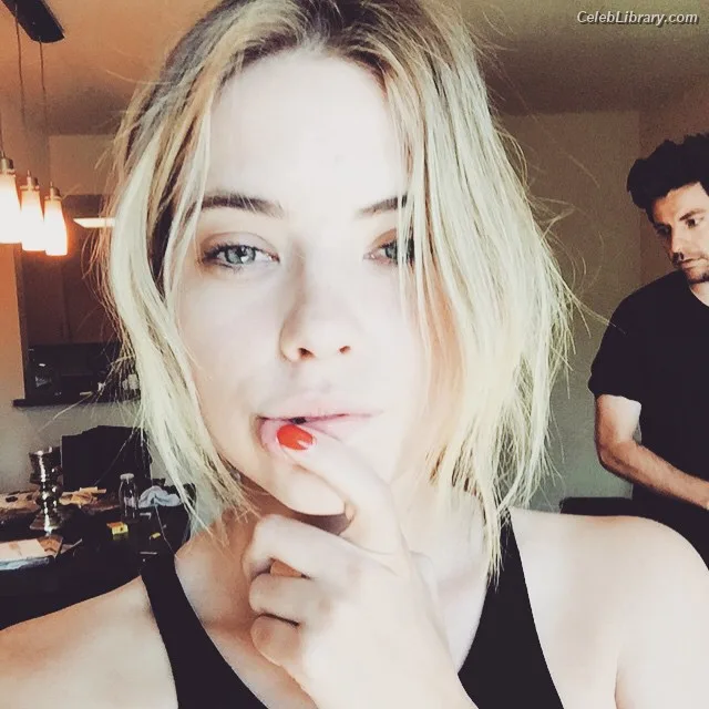 Ashley Benson photo 18 of 920