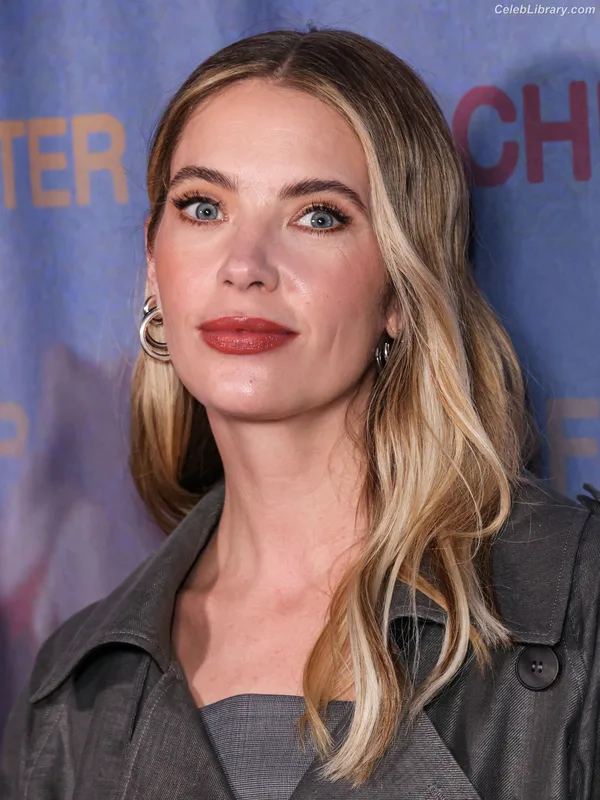 Ashley Benson photo 12 of 920