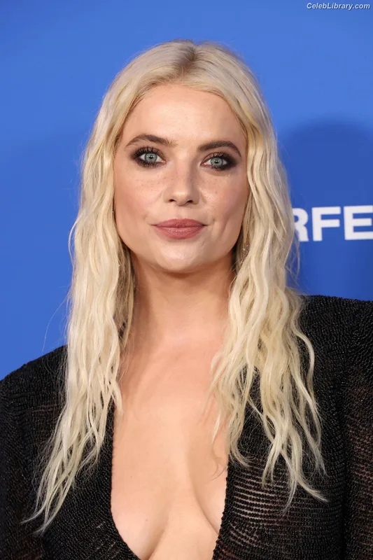 Ashley Benson photo 21 of 920