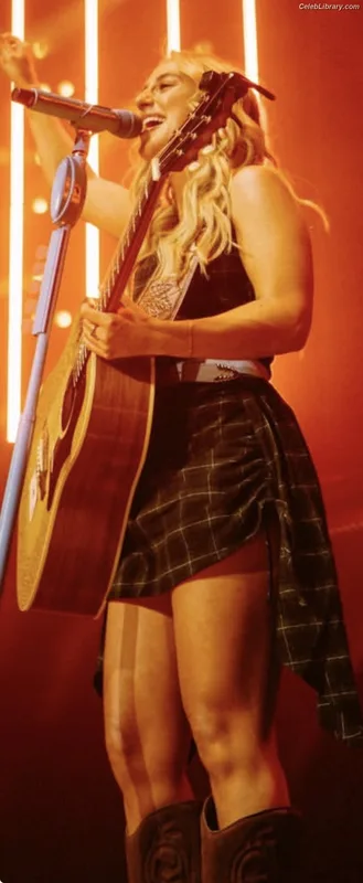 Ashley Cooke photo 2 of 60