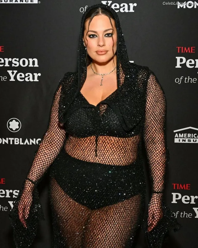 Ashley Graham photo 13 of 424