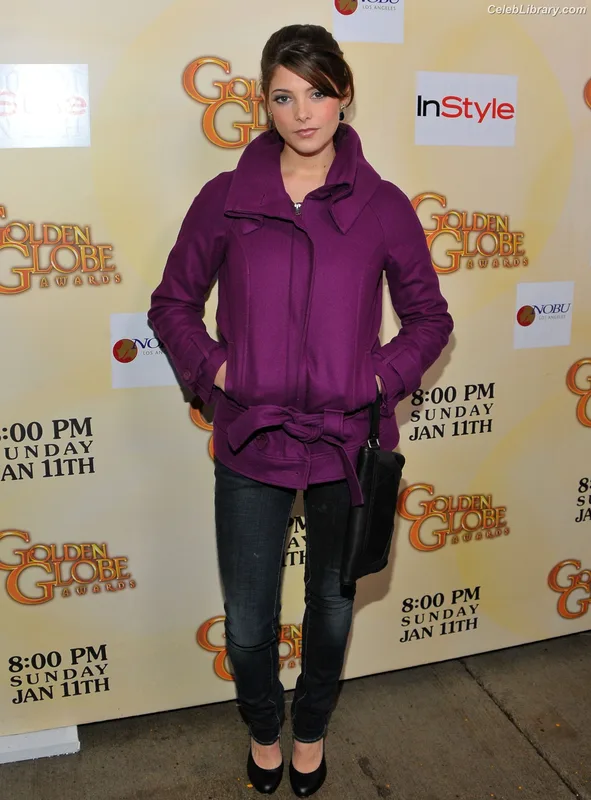 Ashley Greene photo 22 of 213