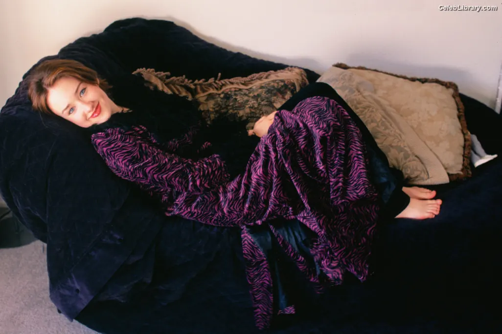 Ashley Johnson photo 3 of 191
