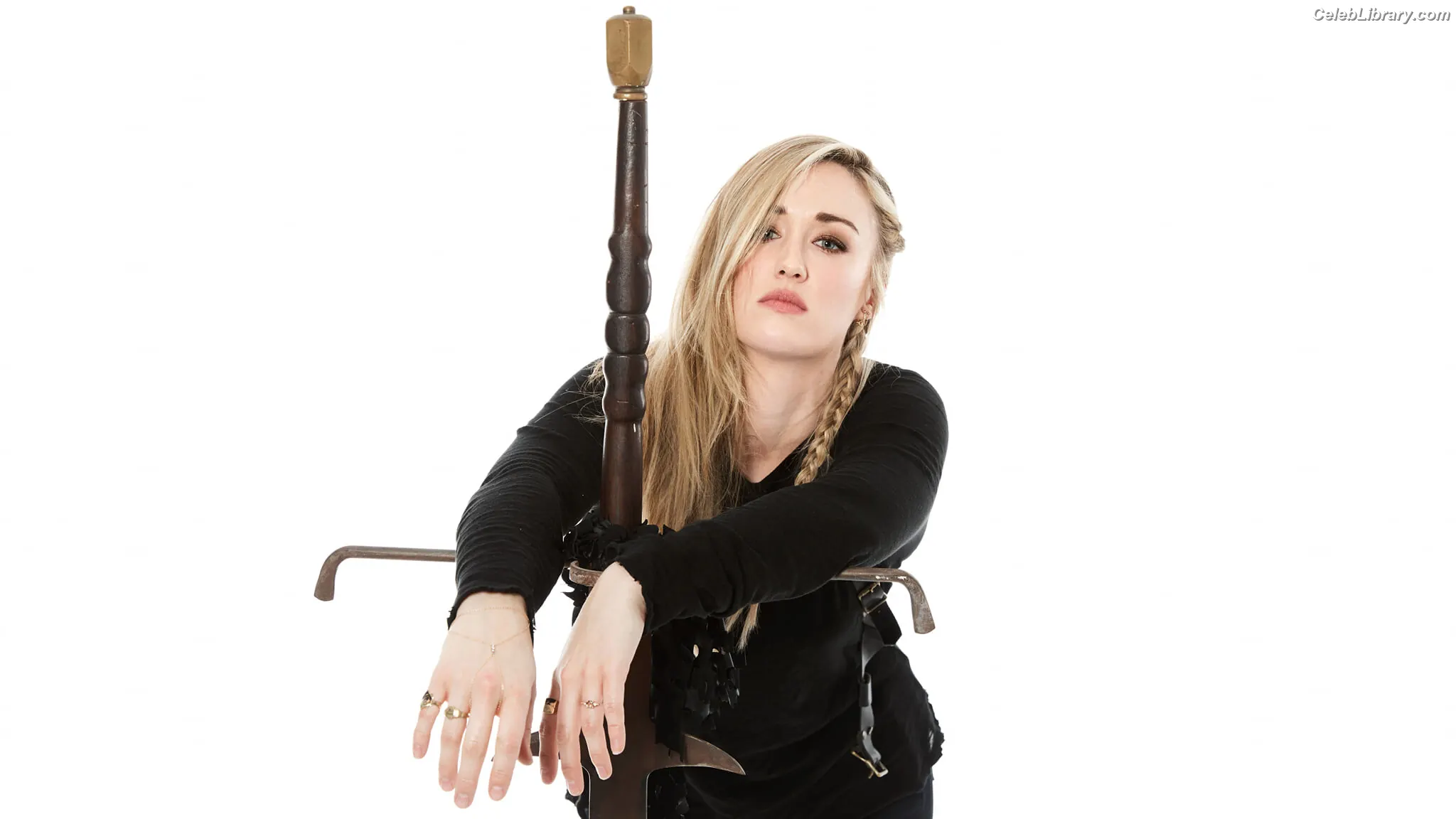 Ashley Johnson photo 1 of 191