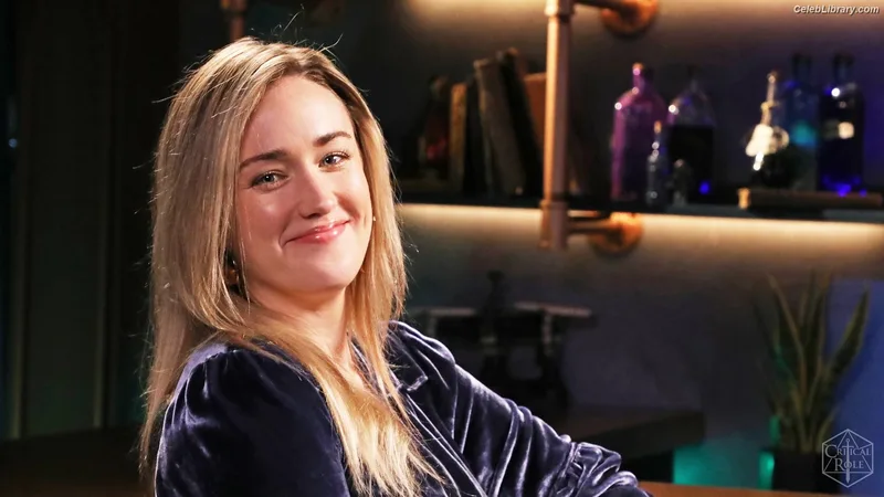 Ashley Johnson photo 22 of 192