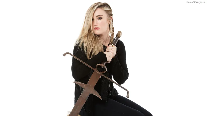 Ashley Johnson photo 24 of 192