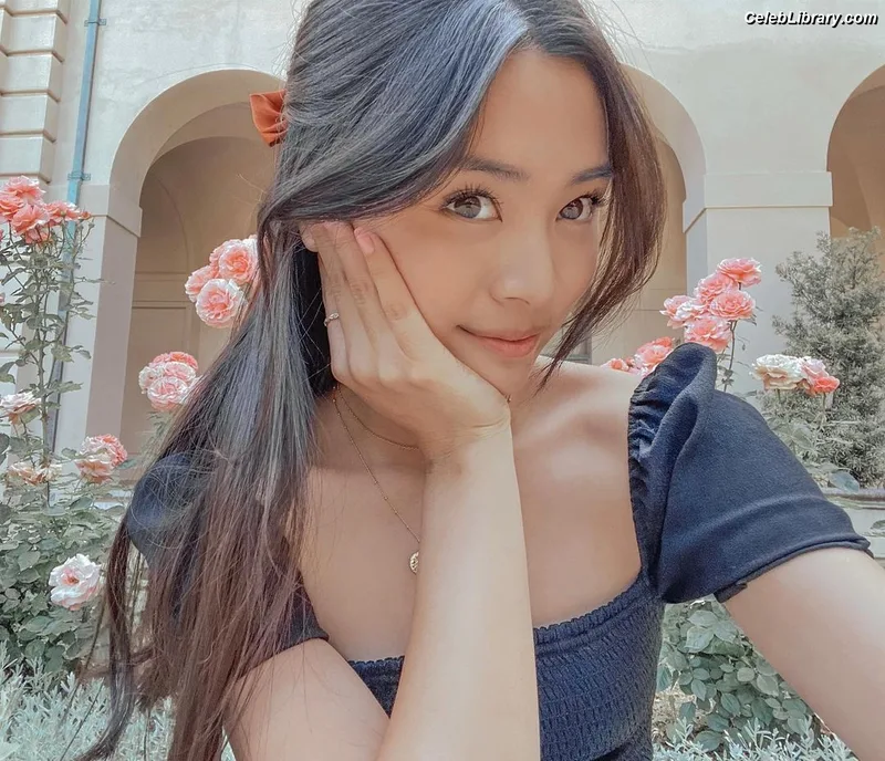 Ashley Liao photo 15 of 55