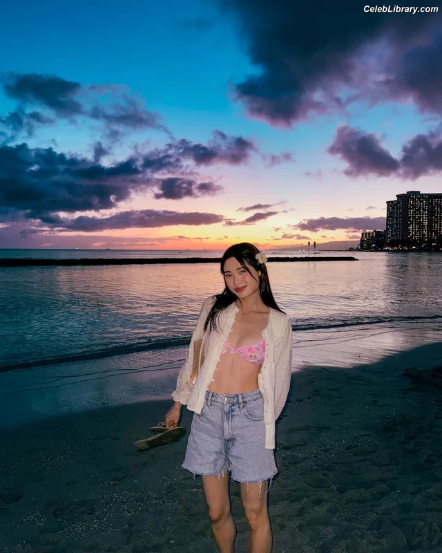 Ashley Liao photo 23 of 55