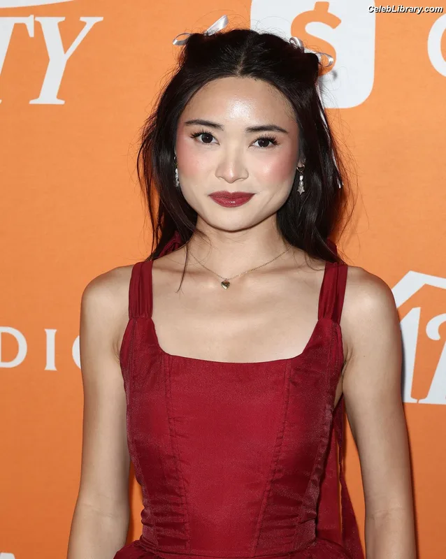 Ashley Liao photo 7 of 55