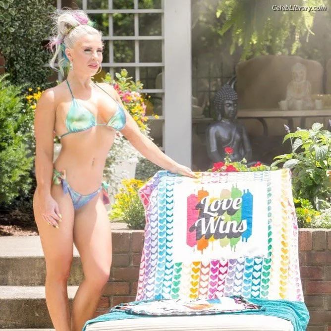 Ashley Sebera photo 21 of 1057