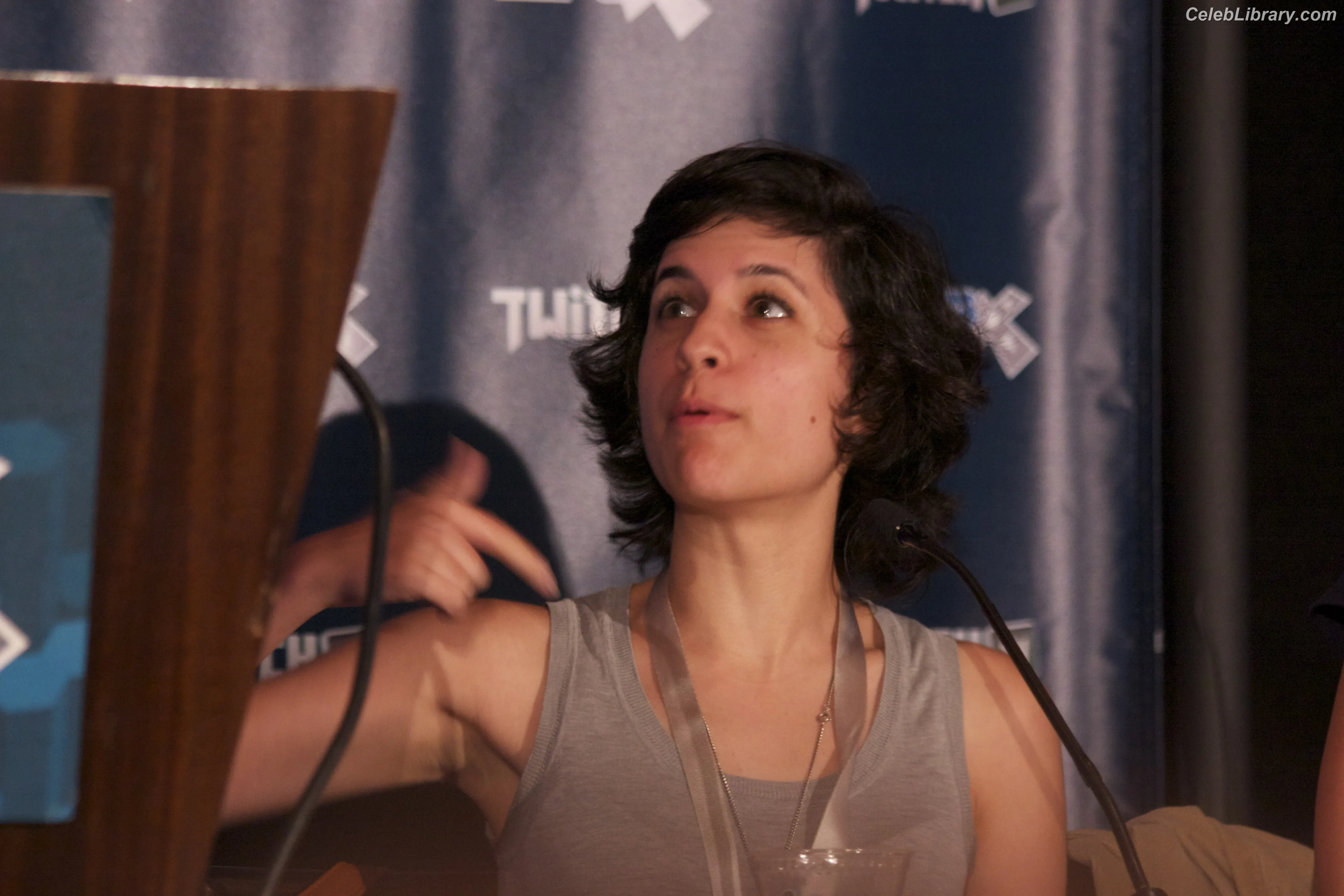 Ashly Burch photo 3 of 7